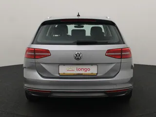 VOLKSWAGEN PASSAT B8 Highline