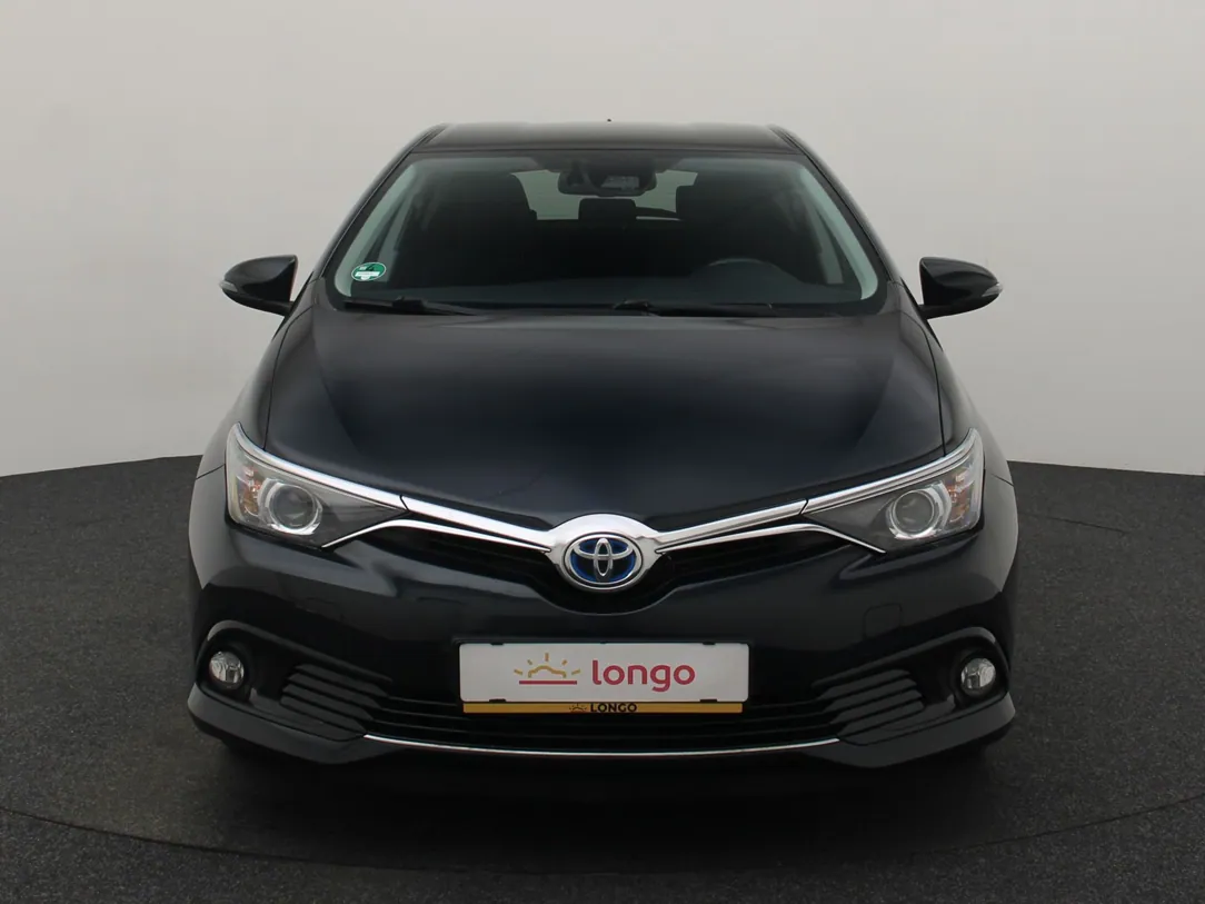 TOYOTA AURIS Dynamic