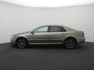 VOLKSWAGEN PHAETON