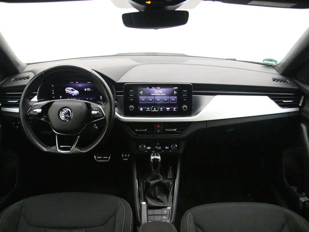 SKODA KAMIQ Sport Business