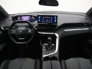 PEUGEOT 3008 Allure Business