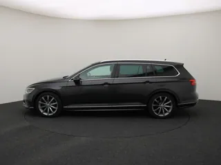 VOLKSWAGEN PASSAT B8 Highline Business R