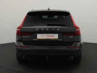 VOLVO XC60 Momentum