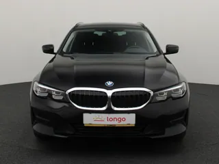 BMW 320 Advantage