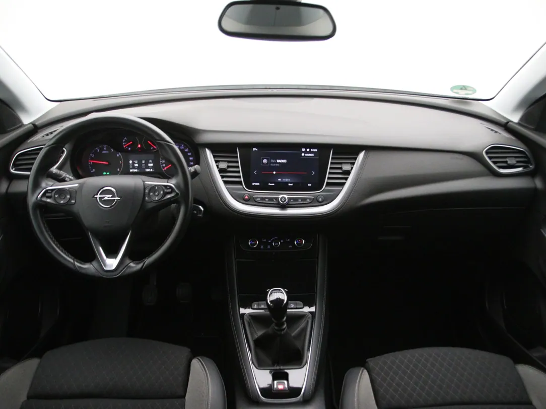 OPEL GRANDLAND X Business+