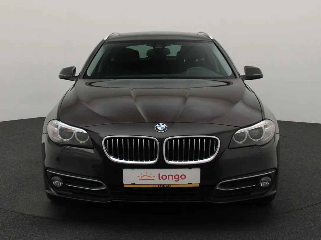 BMW 520 Luxury Edition