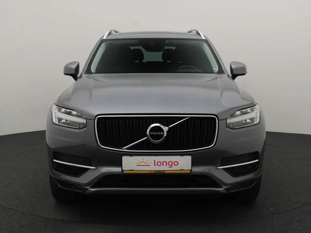VOLVO XC90 Momentum