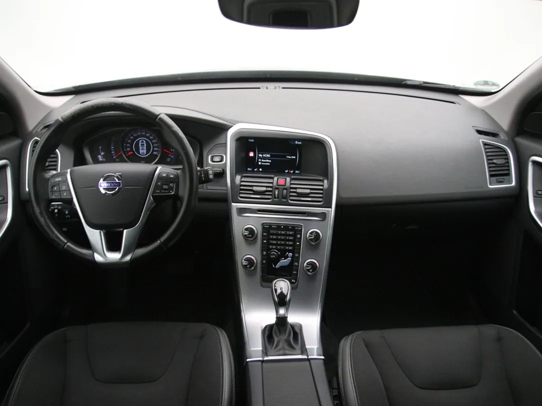 VOLVO XC60 Kinetic