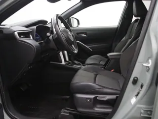 TOYOTA COROLLA CROSS First Edition