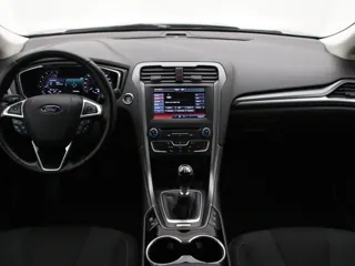 FORD MONDEO Titanium