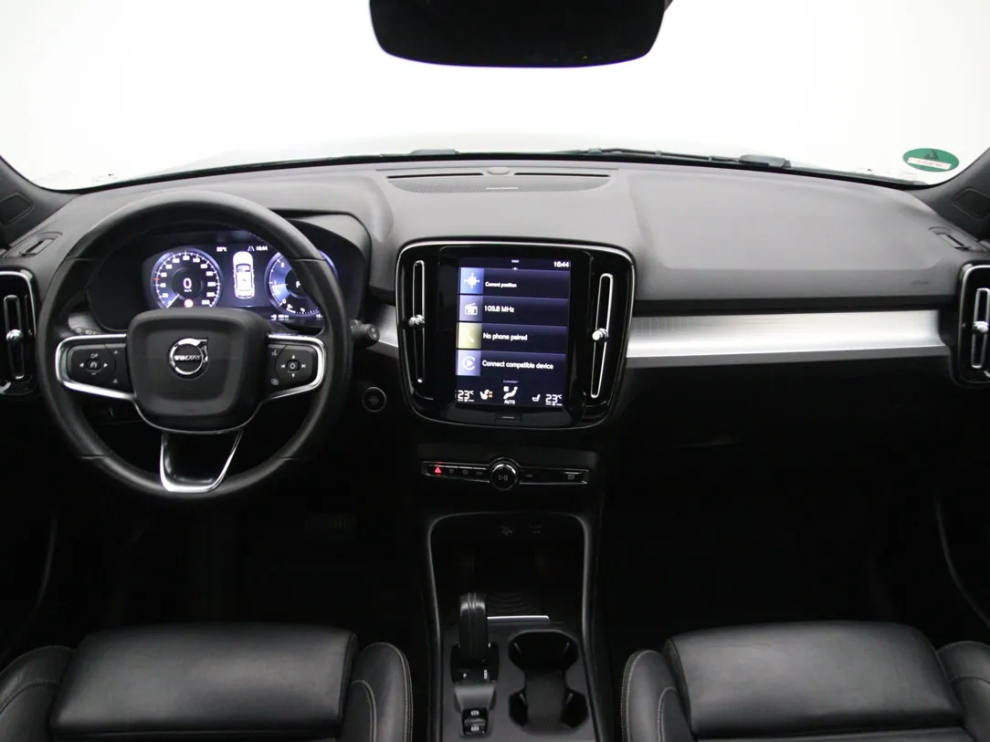 VOLVO XC40 Intro Edition