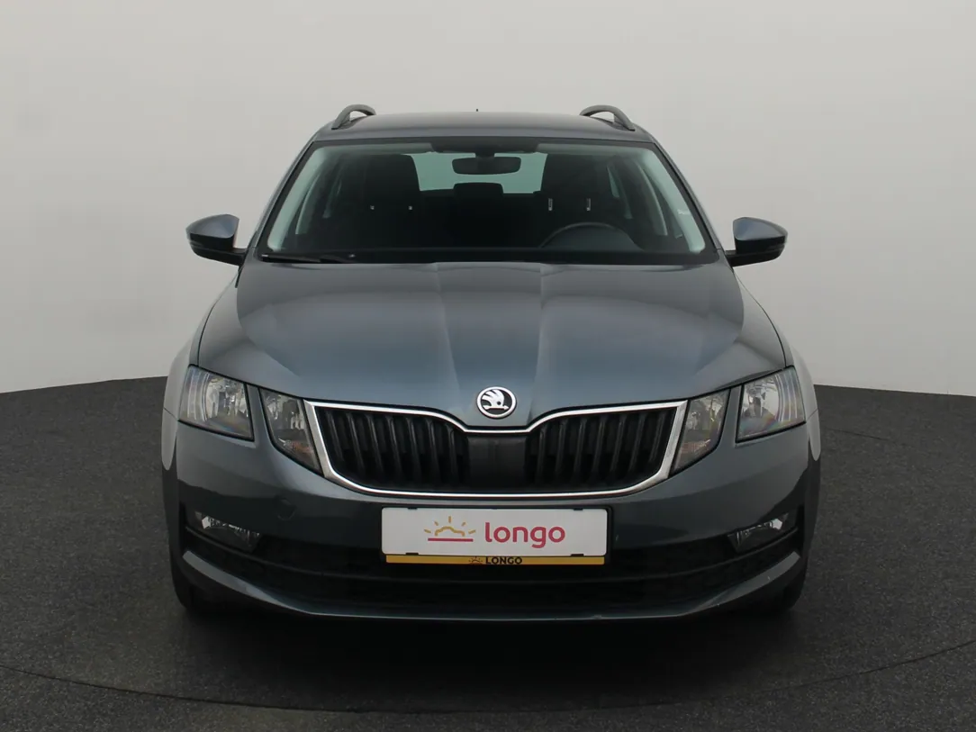 SKODA OCTAVIA Sport Business