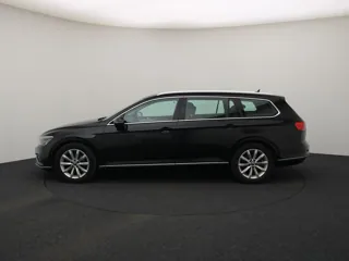 VOLKSWAGEN PASSAT B8 Elegance Business