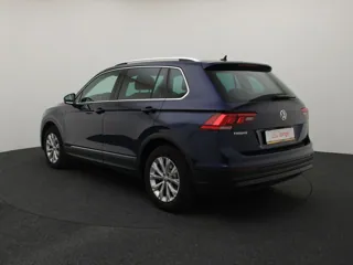 VOLKSWAGEN TIGUAN Business