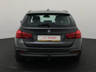 BMW 320 Advantage