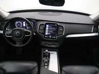 VOLVO XC90 Momentum