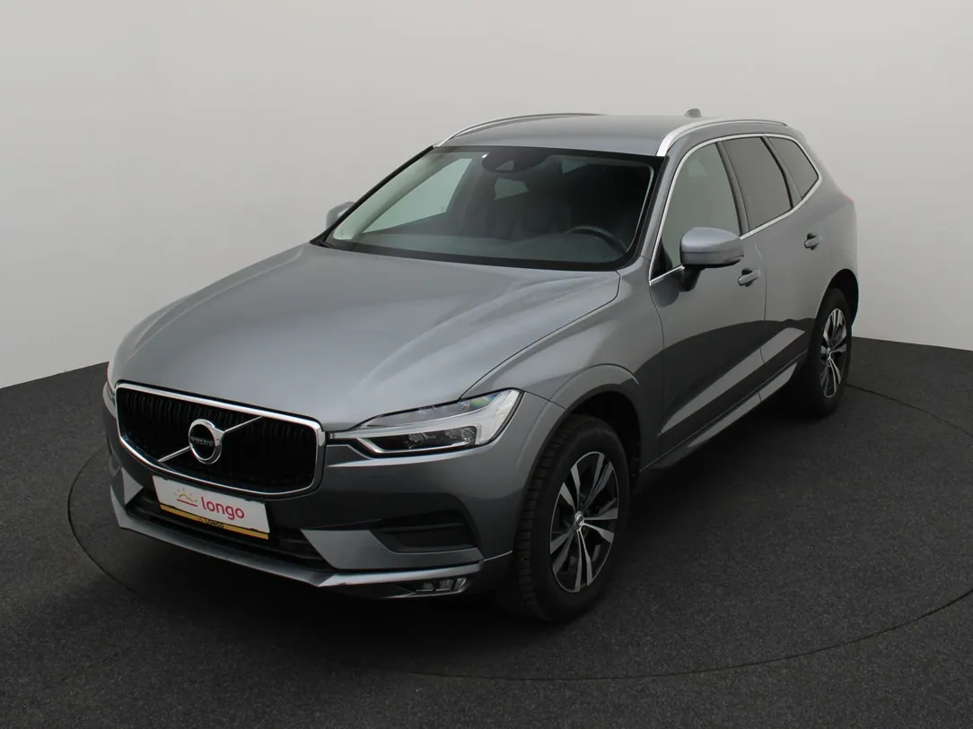 VOLVO XC60 Momentum Pro
