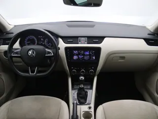 SKODA OCTAVIA Style Business