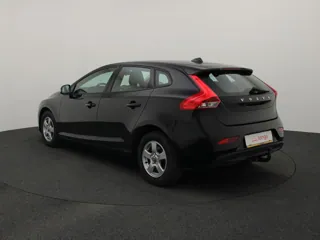 VOLVO V40 Momentum 