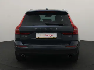 VOLVO XC60 Momentum