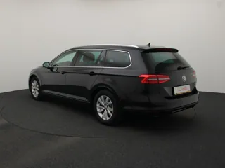 VOLKSWAGEN PASSAT B8 Comfortline Business