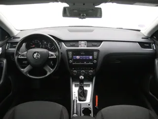 SKODA OCTAVIA Elegance Businessline