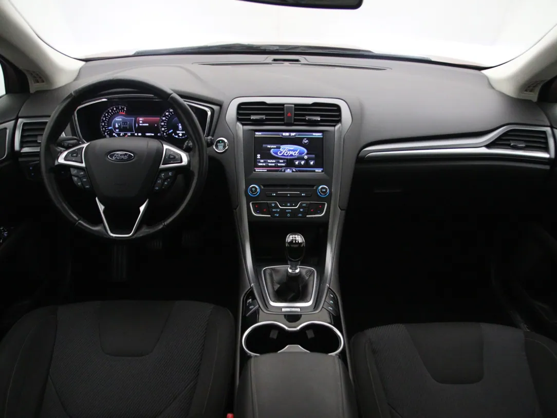 FORD MONDEO Titanium