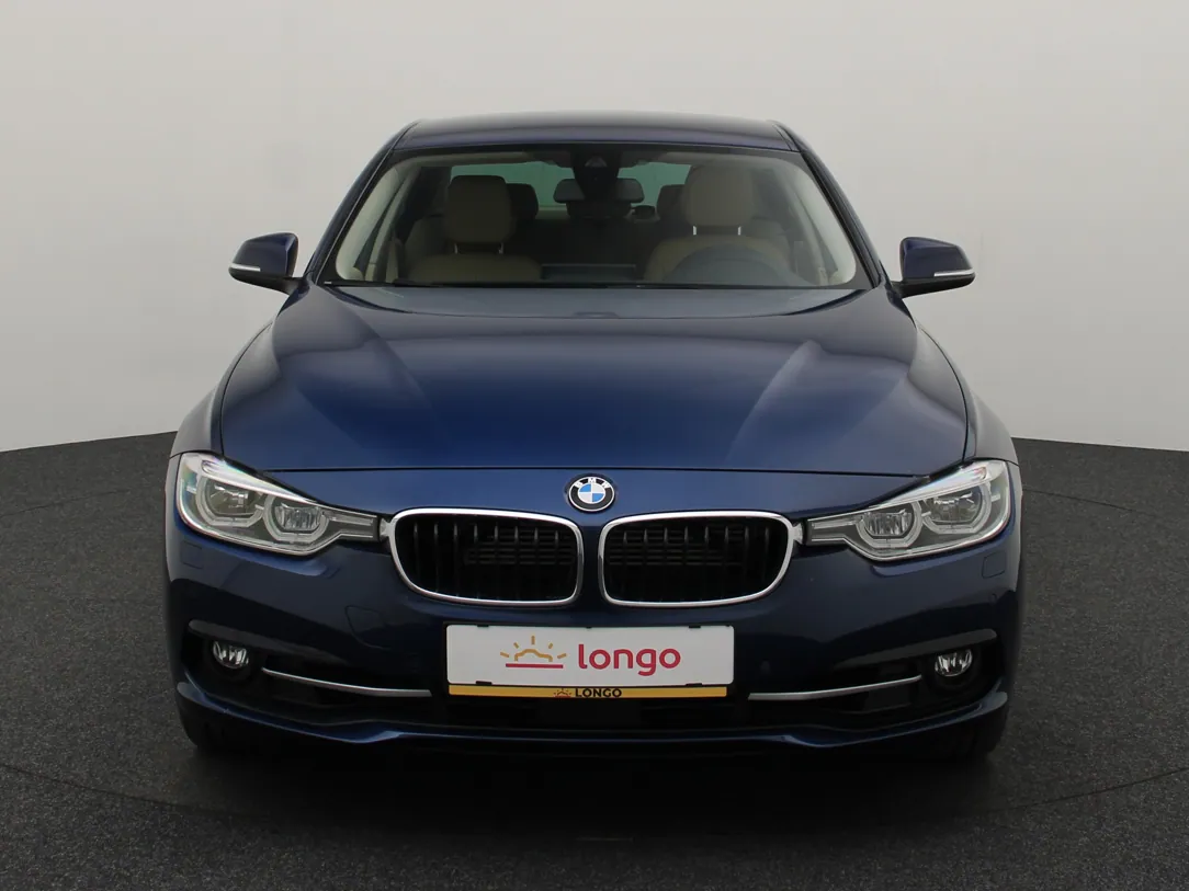BMW 330 Luxury Line