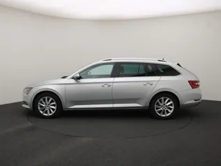 SKODA SUPERB Style