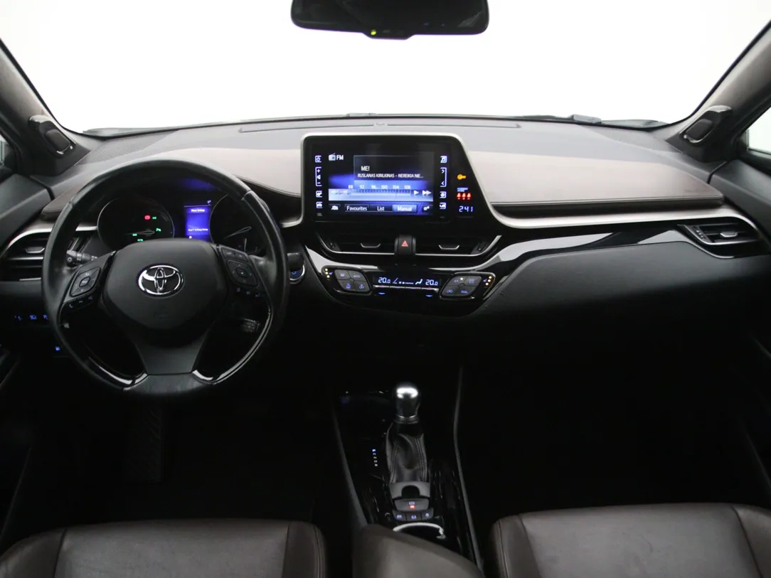 TOYOTA C-HR Executive