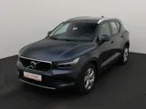 VOLVO XC40 Momentum
