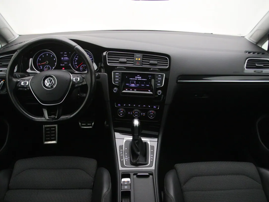 VOLKSWAGEN GOLF 7 Business Edition