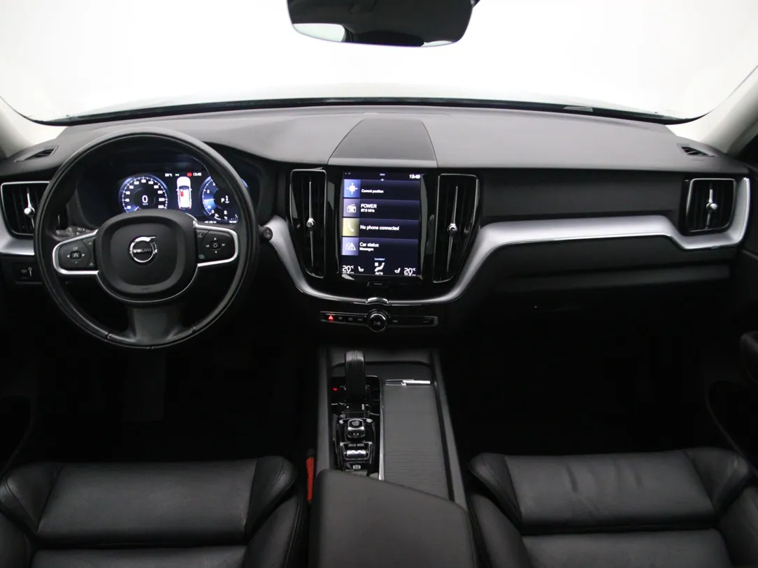 VOLVO XC60 MHEV Momentum Pro