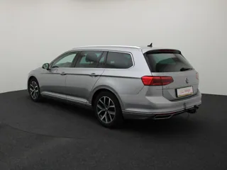 VOLKSWAGEN PASSAT B8 Elegance