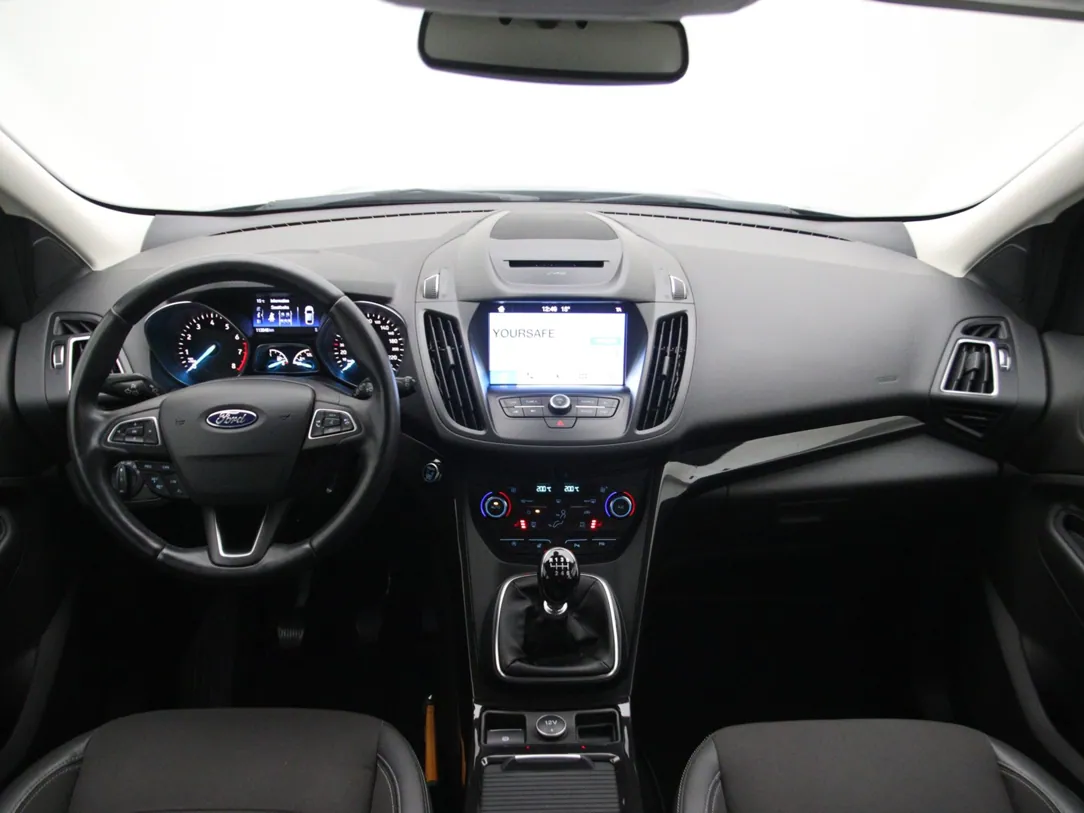 FORD KUGA Titanium