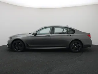 BMW 750 High Executive