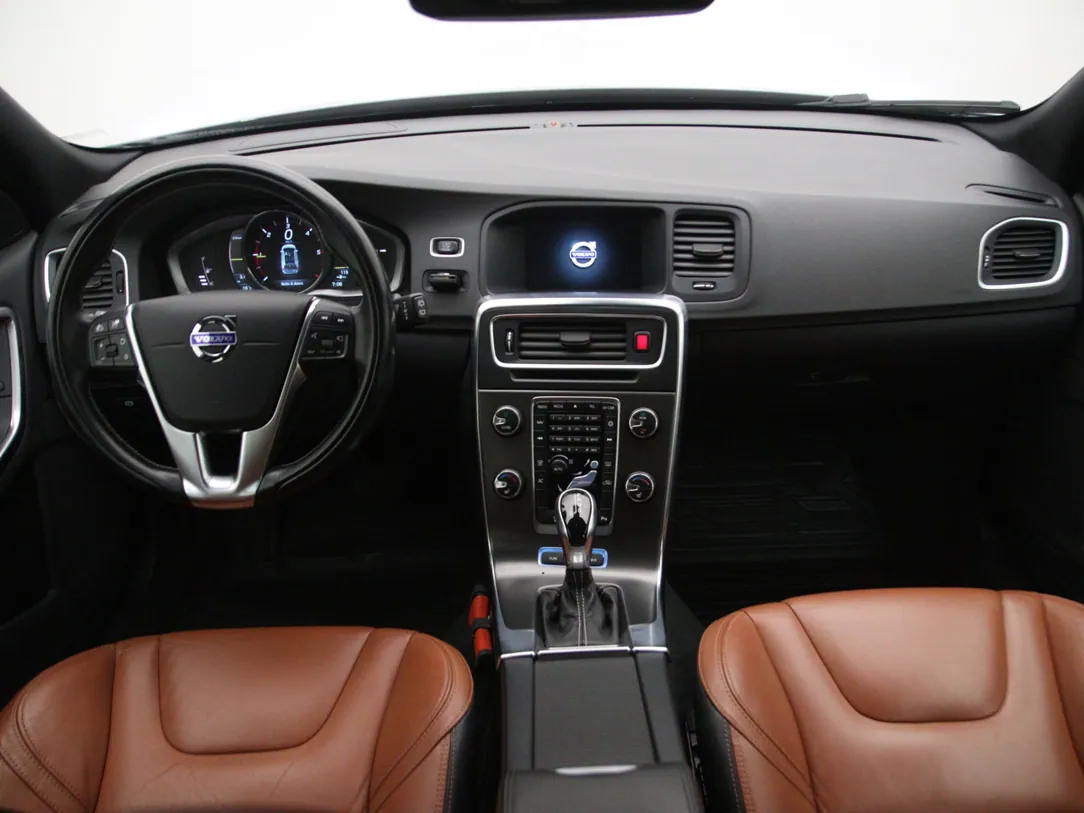 VOLVO V60 Summum