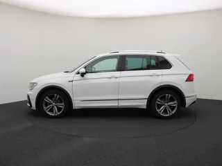 VOLKSWAGEN TIGUAN R Line