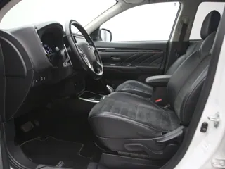 MITSUBISHI OUTLANDER Intense S