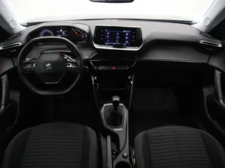 PEUGEOT 2008 Active