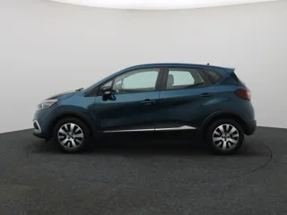 RENAULT CAPTUR Business