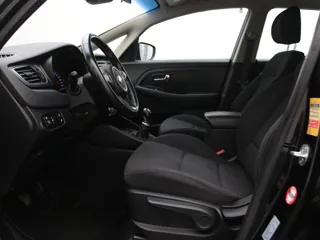 KIA CARENS First Edition