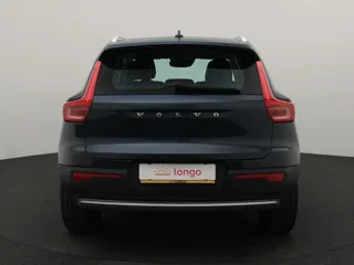 VOLVO XC40 Momentum