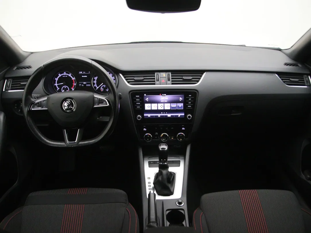 SKODA OCTAVIA Sport Business