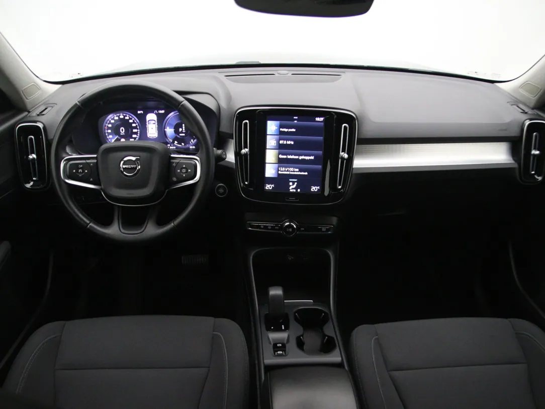 VOLVO XC40 Inscription