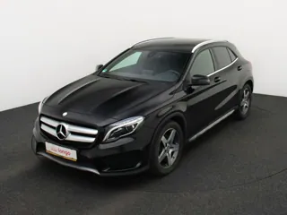 MERCEDES BENZ GLA220
