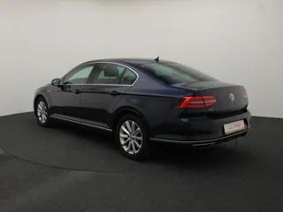 VOLKSWAGEN PASSAT B8 GTE Connected Series Plus