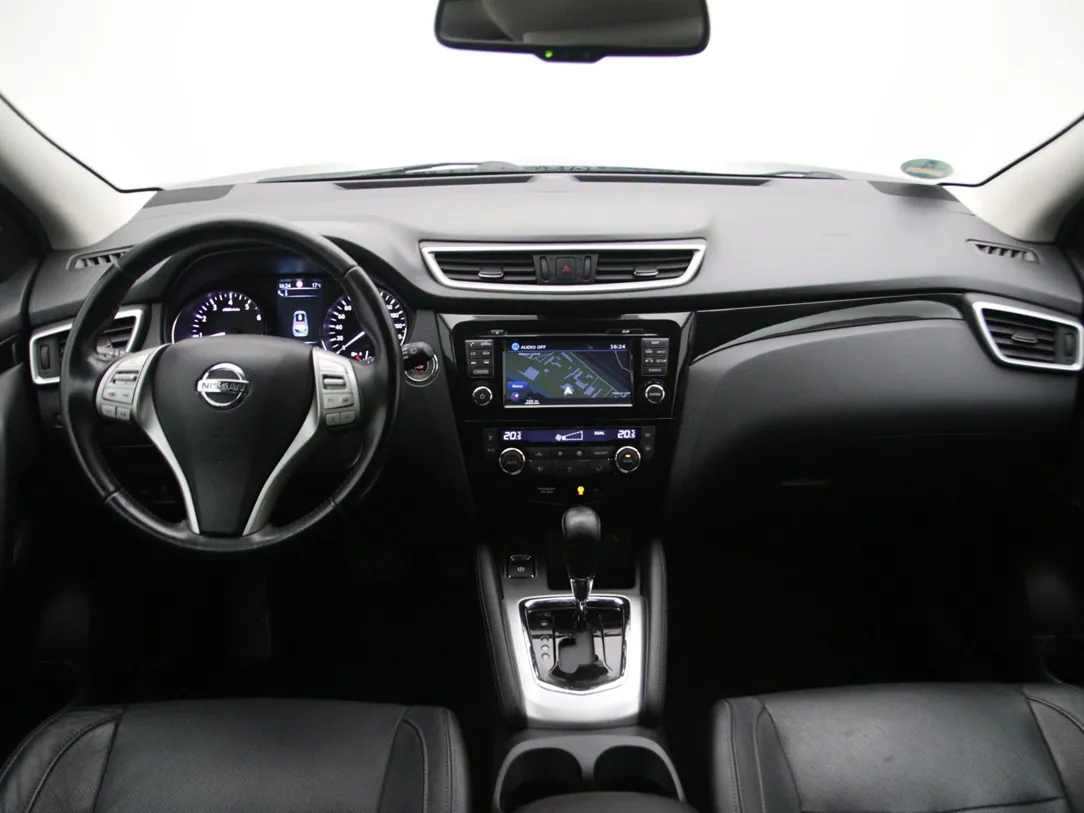 NISSAN QASHQAI Tekna