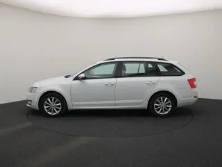 SKODA OCTAVIA Ambition Businessline