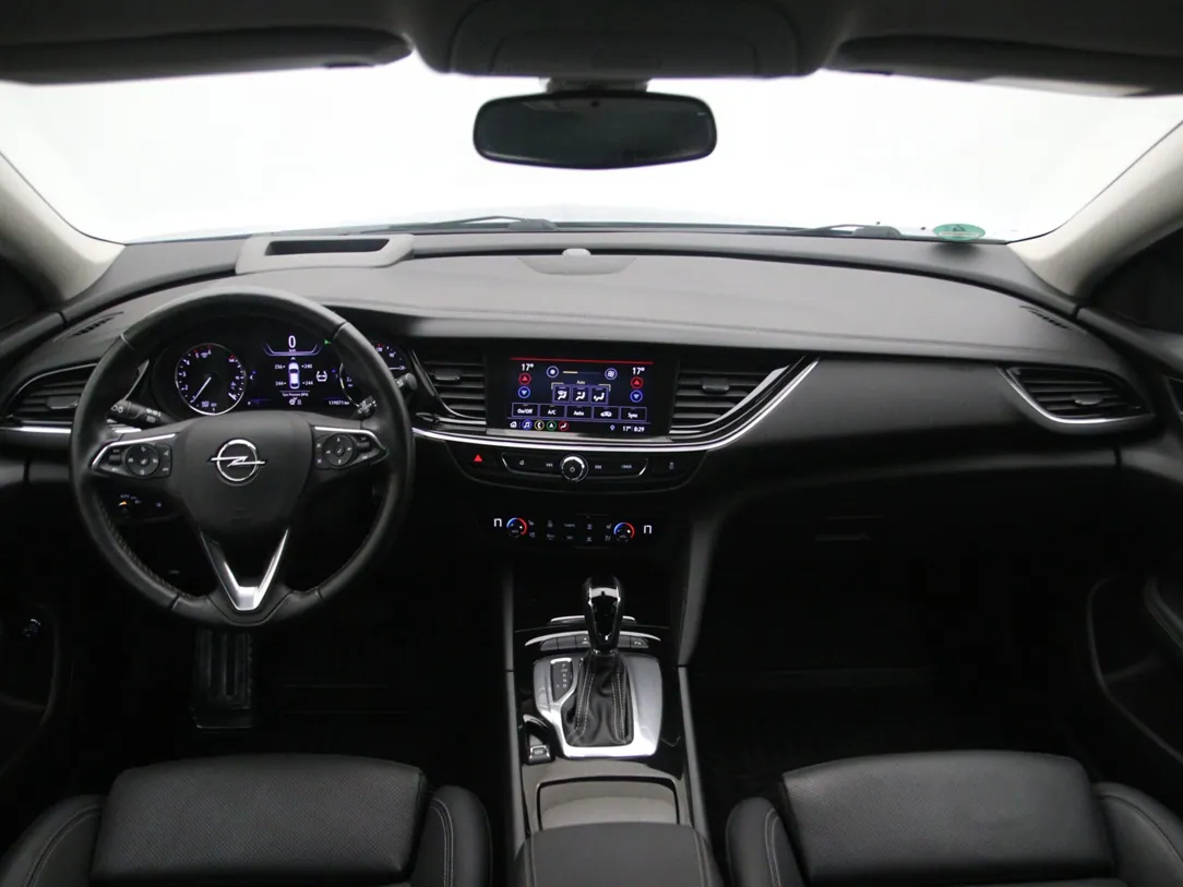 OPEL INSIGNIA Business Elegance